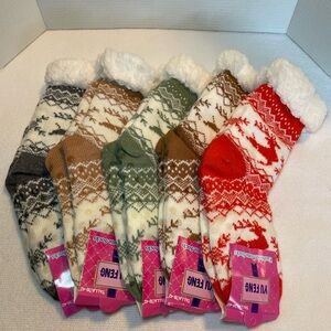 Women’s Cold Weather House Socks. 5 Pairs NWT. One Size Fits Most